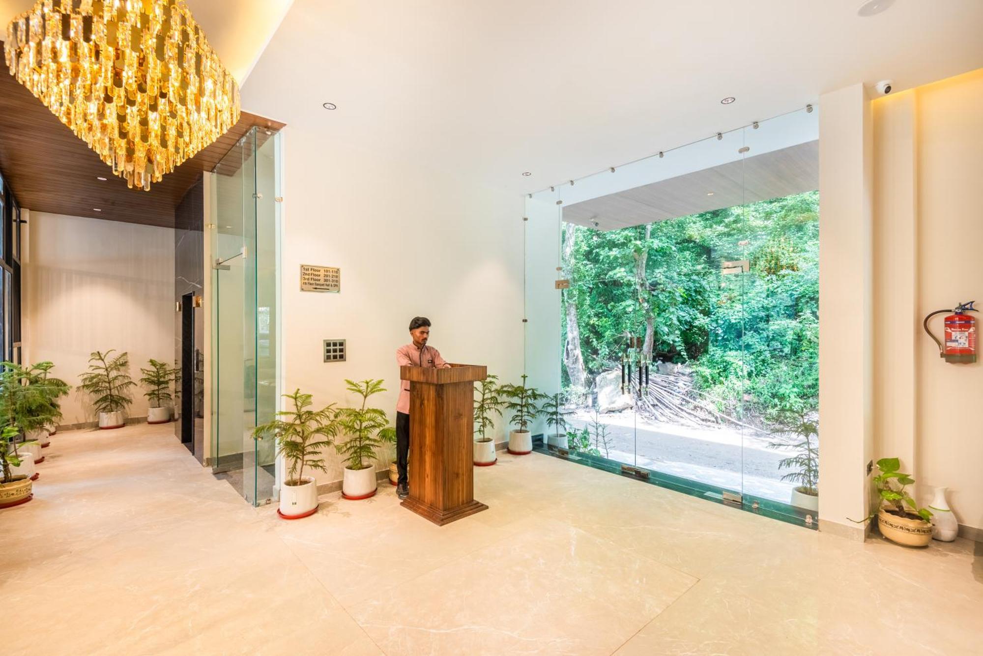 Dls Divine River Resort And Spa, Rishīkesh 外观 照片
