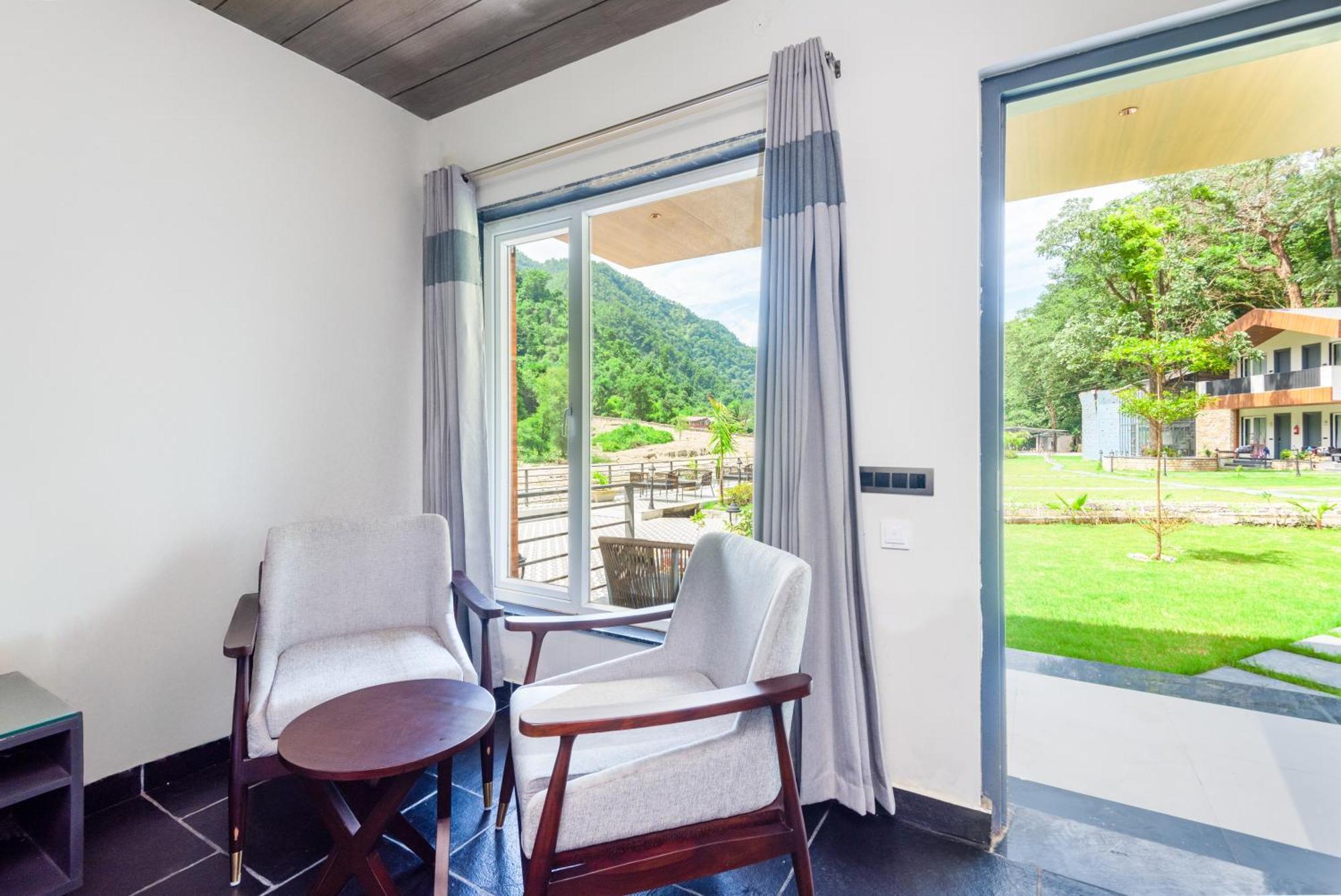 Dls Divine River Resort And Spa, Rishīkesh 外观 照片